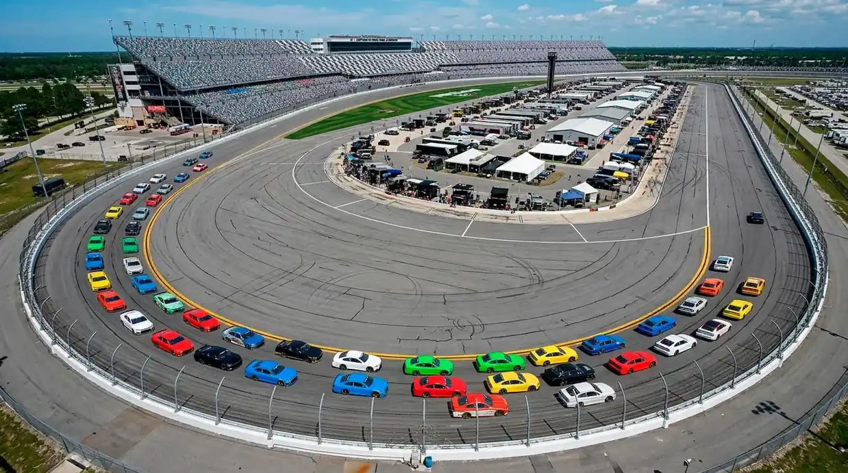 NASCAR-Ovalrennen auf dem Daytona International Speedway als typisches Format für US-Motorsport-Wetten